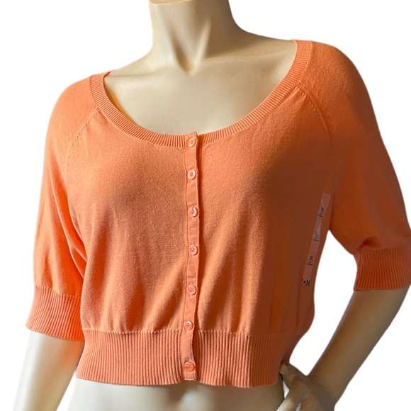 Old Navy Sweaters - Old Navy Sweater Size XL